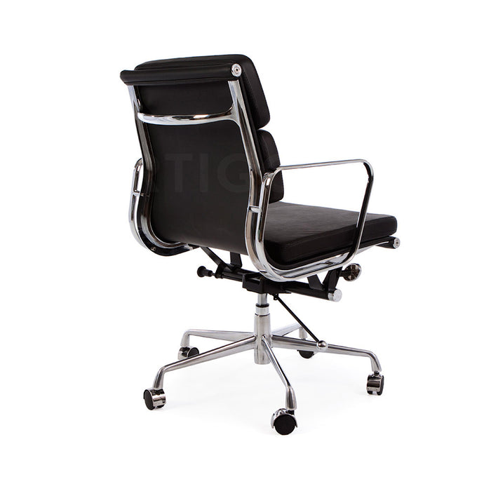 Soft Pad Eames Style Office Chair on Castors